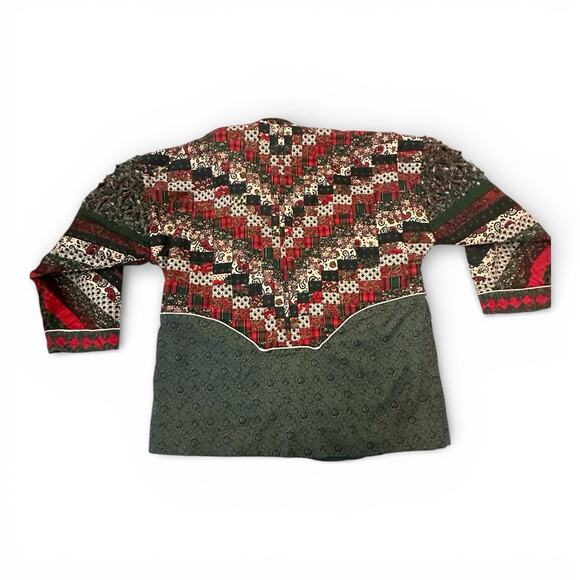 Handmade Patchwork Christmas Quilted Jacket Button Front Lined Green Red - Picture 16 of 16